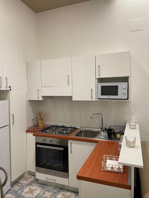 Appartement Casa Luciano Al San Carlo à Naples Extérieur photo