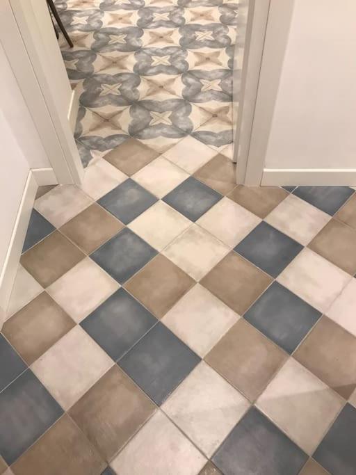 Appartement Casa Luciano Al San Carlo à Naples Extérieur photo